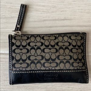 Couch black coin purse